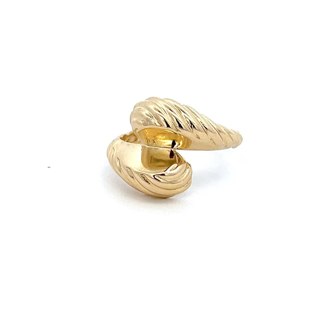 10K Real Gold Teardrop Style Hollow Ring