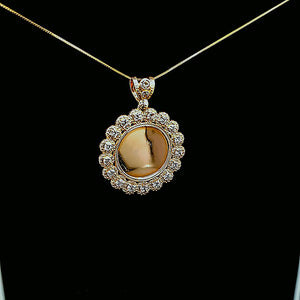 10K Solid Yellow Gold Picture Pendant CZ Charm with Box Chain