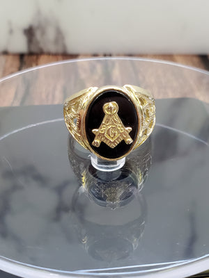 10K Solid Yellow Gold B/ONYX Oval Masonic Men's Ring