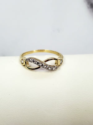 10K Solid Yellow Gold Infinity Cz Ladies Ring