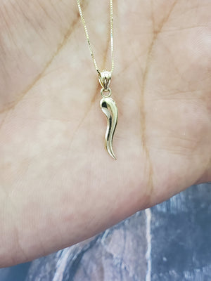 10K Solid Real Yellow Gold Italian Horn Pendant Charm with Box Chain