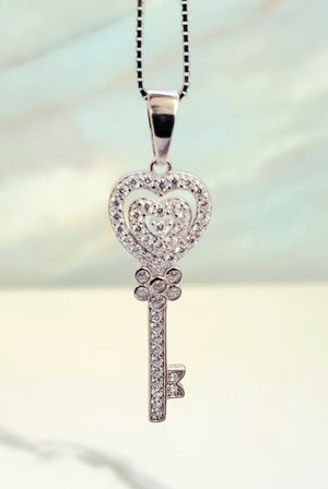 925 S/Silver Heart Key Charm