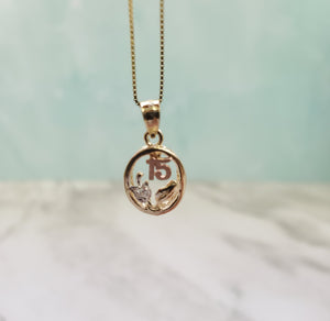 10K Gold 15 Anos Charm