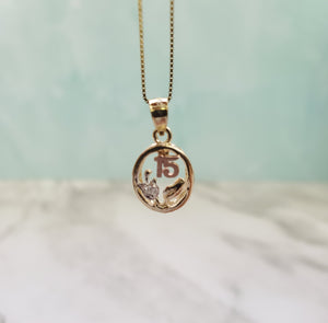 10K Gold 15 Anos Charm