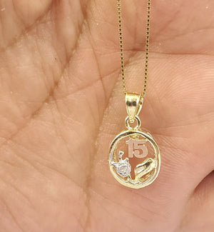 10K Gold 15 Anos Charm