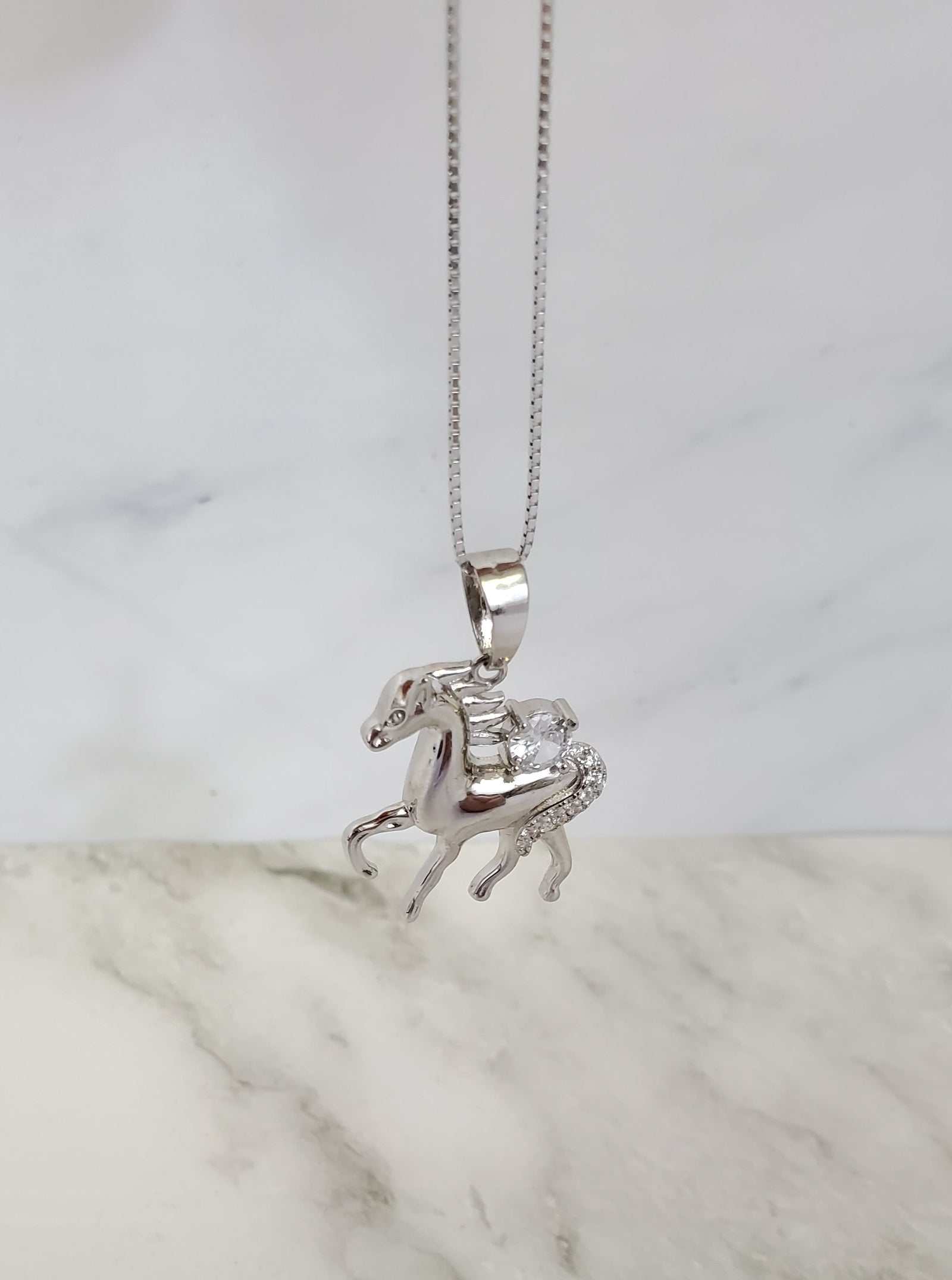 925 Sterling Silver (Made in Italy) Cz Horse Charm Game with Box Chain 18"