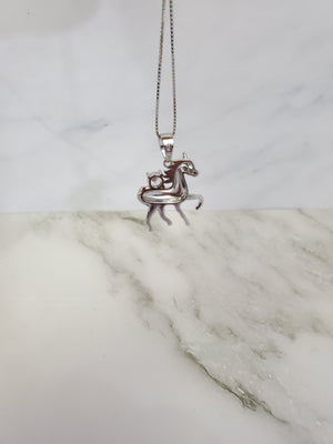 925 Sterling Silver (Made in Italy) Cz Horse Charm Game with Box Chain