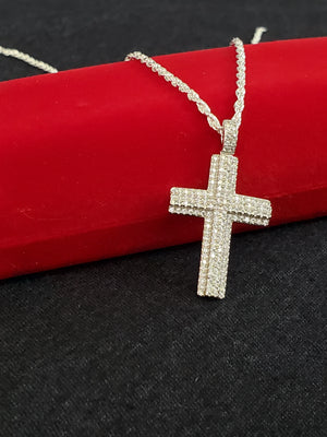 925 Sterling Silver Cross Pendant Charm with Box Chain (Made in Italy)