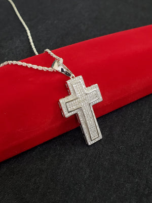 925 Sterling Silver Cross Pendant Charm with Box Chain (Made in Italy)