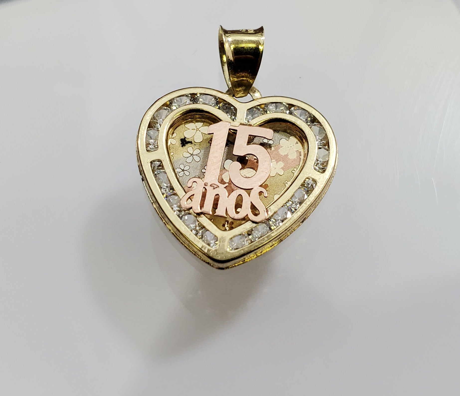10K Solid Real Yellow Gold 15 Anos Heart Cz Pendant Charm with Box Chain