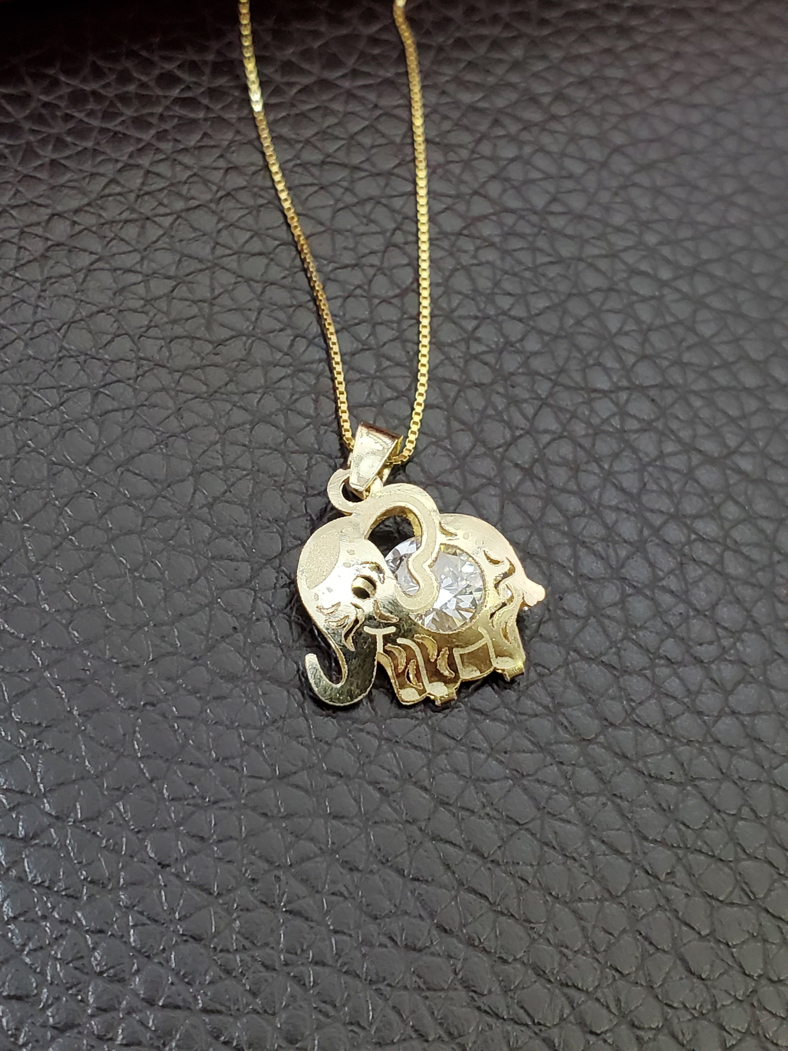 10K Real Gold Elephant with CZ Small Charm with Box Chain