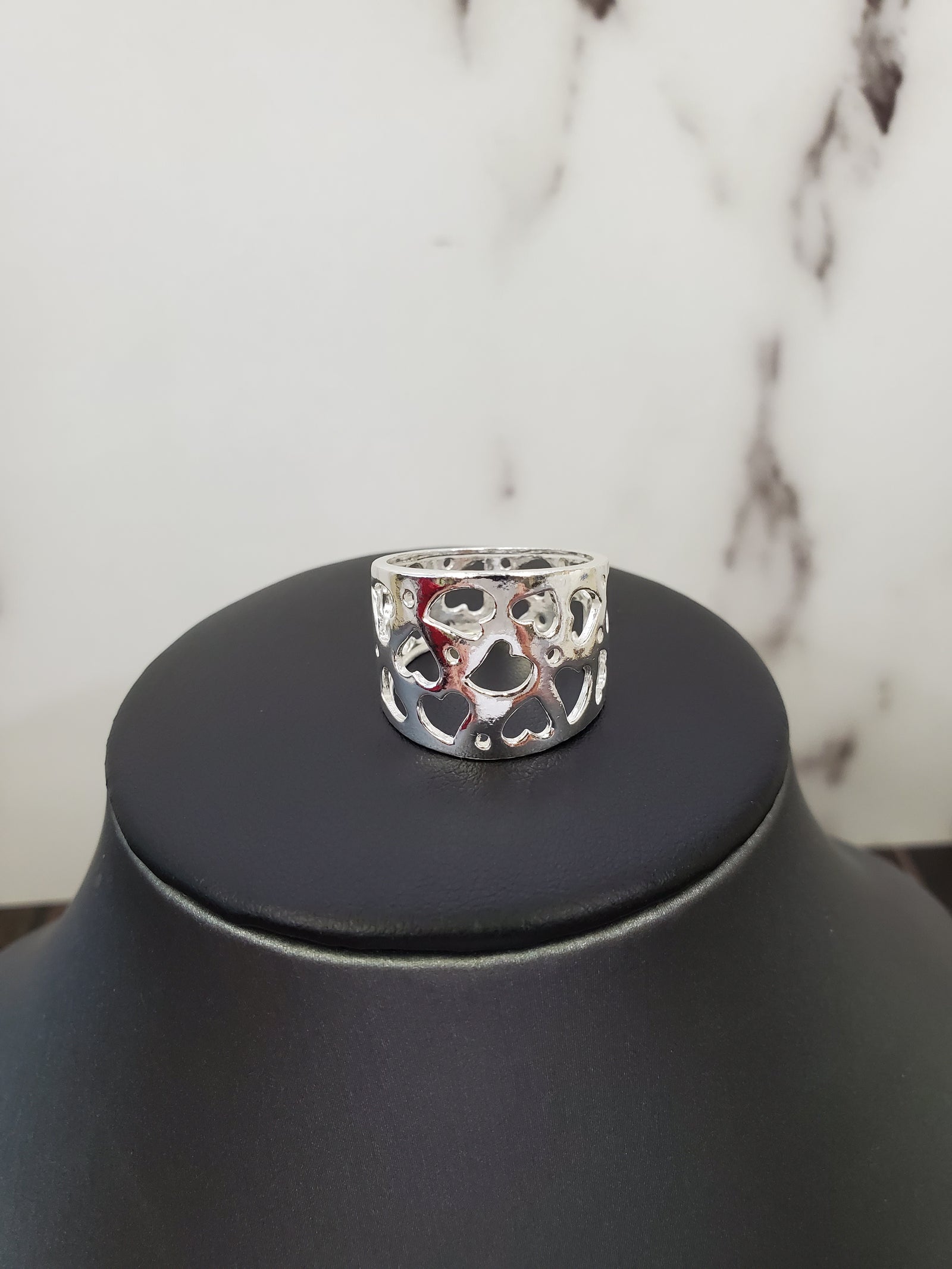 925 Sterling Silver Heart Cut Out Ring