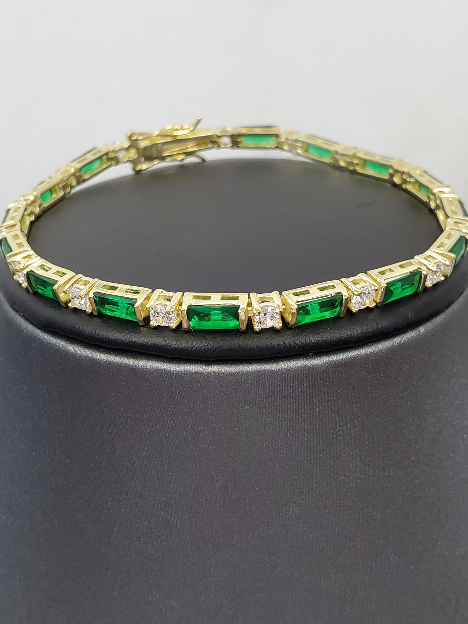 925 Solid Sterling Silver Gold Plated Rectangle Emerald CZ & RD CZ Bracelet